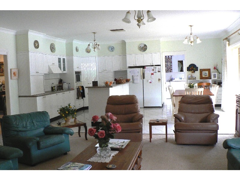 22 Colony Crescent, Dubbo NSW 2830