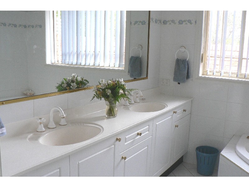 22 Colony Crescent, Dubbo NSW 2830