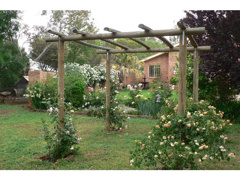 22 Colony Crescent, Dubbo NSW 2830