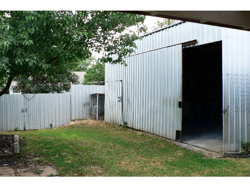 13 Park Street, Dubbo NSW 2830