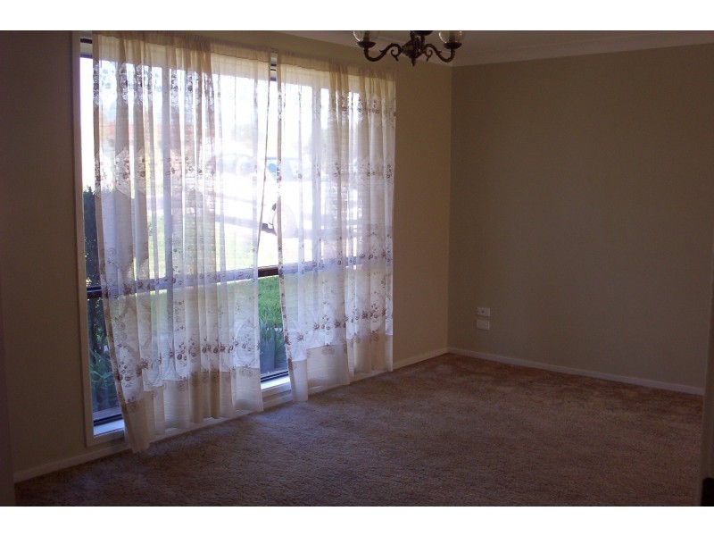 9 Bass Place, Dubbo NSW 2830