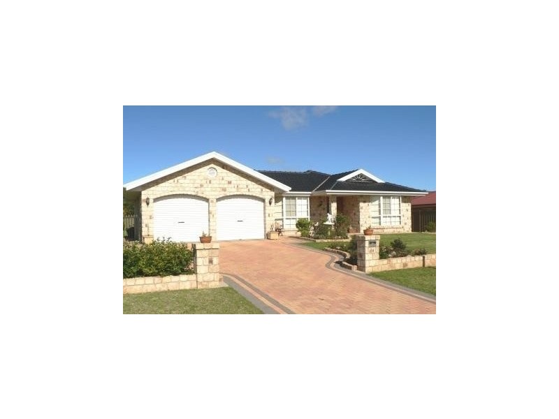 19 Ken McMullan Place, Dubbo NSW 2830