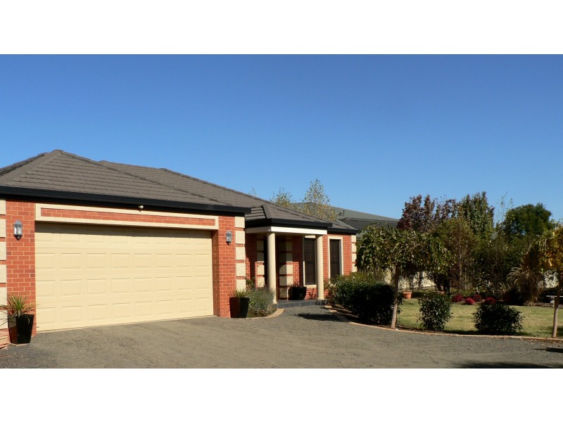 3 ENGLEWOOD AVENUE, Dubbo NSW 2830