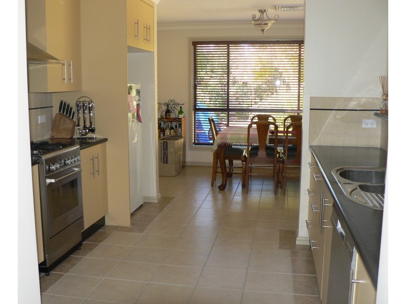 3 ENGLEWOOD AVENUE, Dubbo NSW 2830