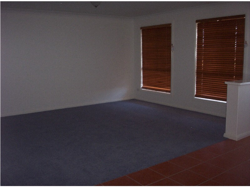 8 Merion Way, Dubbo NSW 2830
