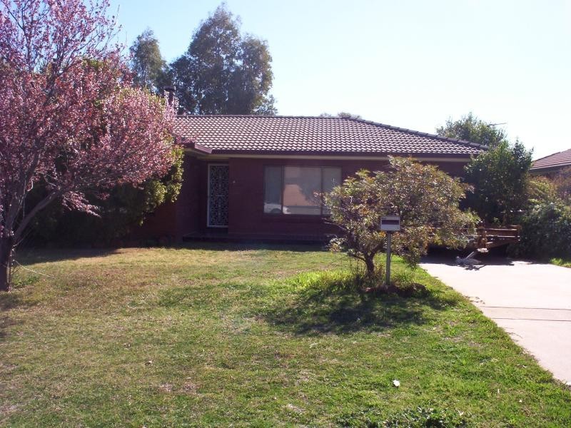 4 Kent Place, Dubbo NSW 2830