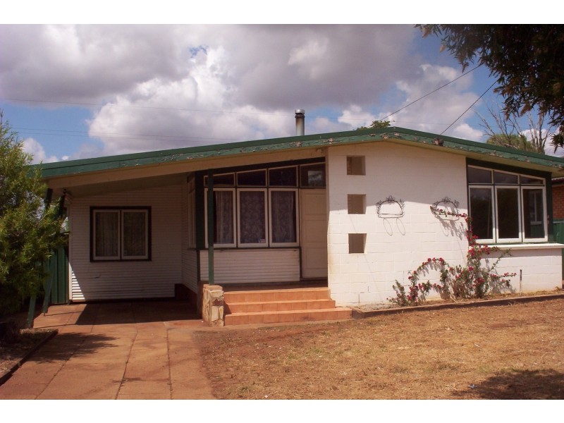 126 Yaruga Street, Dubbo NSW 2830