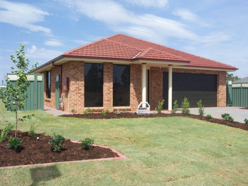 5 Arbory Close, Dubbo NSW 2830