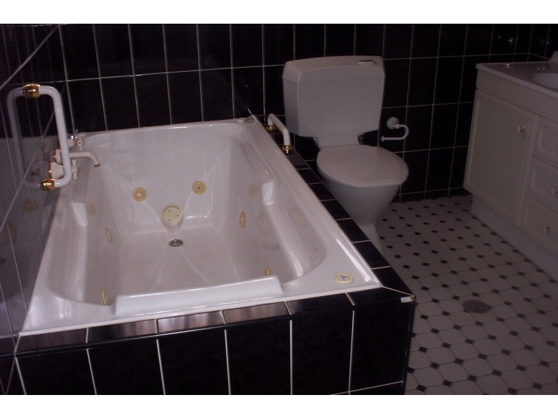 42 Fairview Street, Dubbo NSW 2830