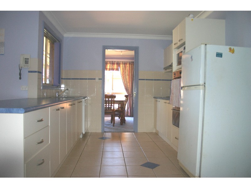 16 Lancaster Park Way, Dubbo NSW 2830