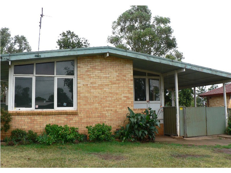 17 Algona Street, Dubbo NSW 2830