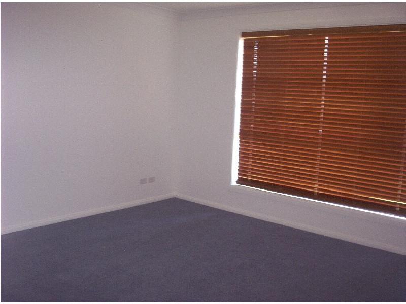 8 Merion Way, Dubbo NSW 2830