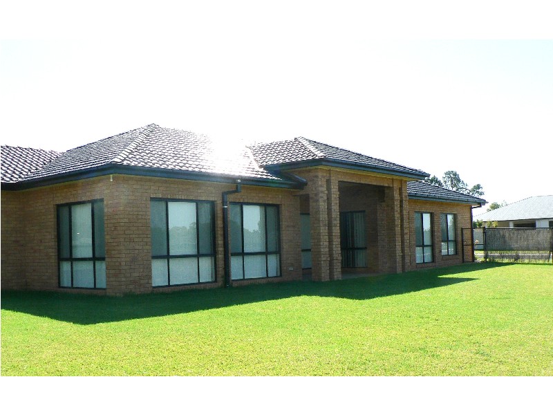 13 Carnoustie Avenue, Dubbo NSW 2830