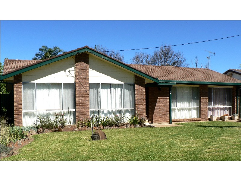 14 Minore Road, Dubbo NSW 2830