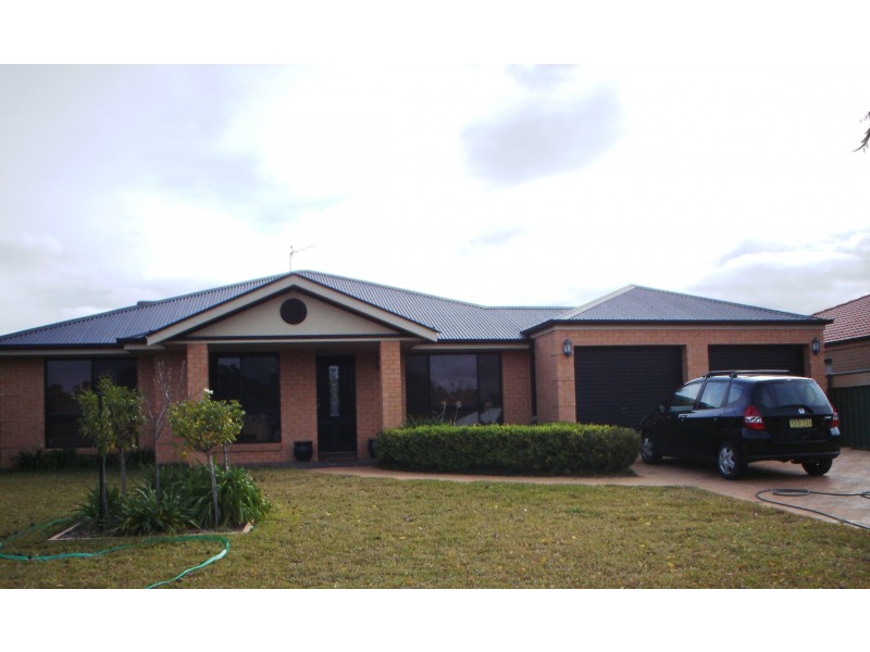 23 St Andrews Drive, Dubbo NSW 2830