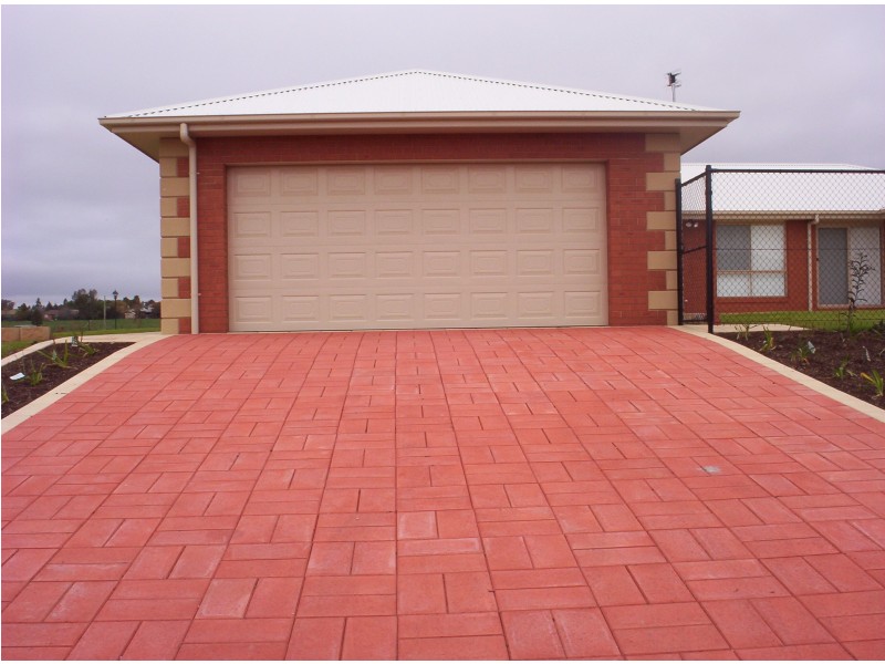 10 Merion Way, Dubbo NSW 2830