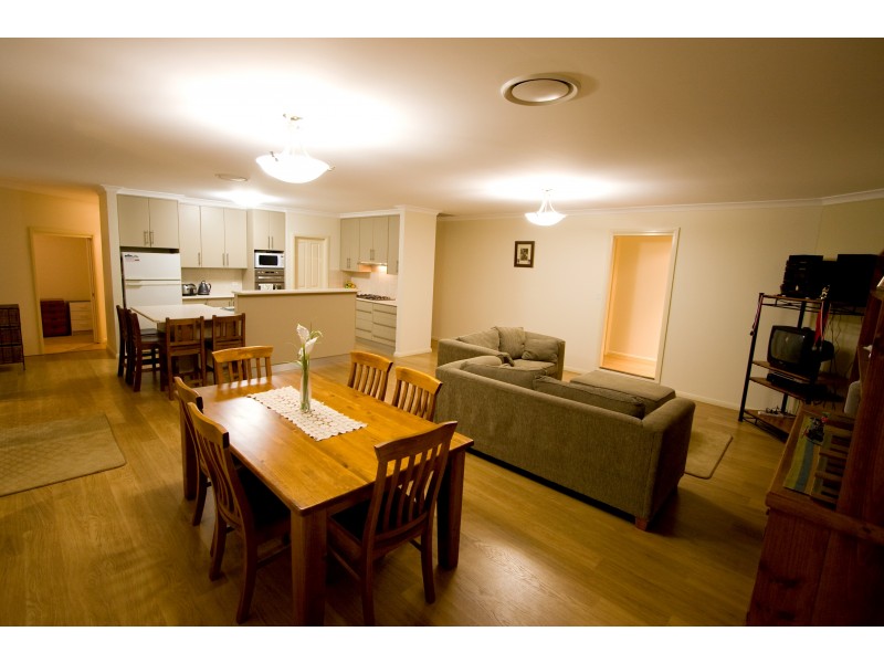 7 Tallwoods Grove, Grangewood Estate, Dubbo NSW 2830