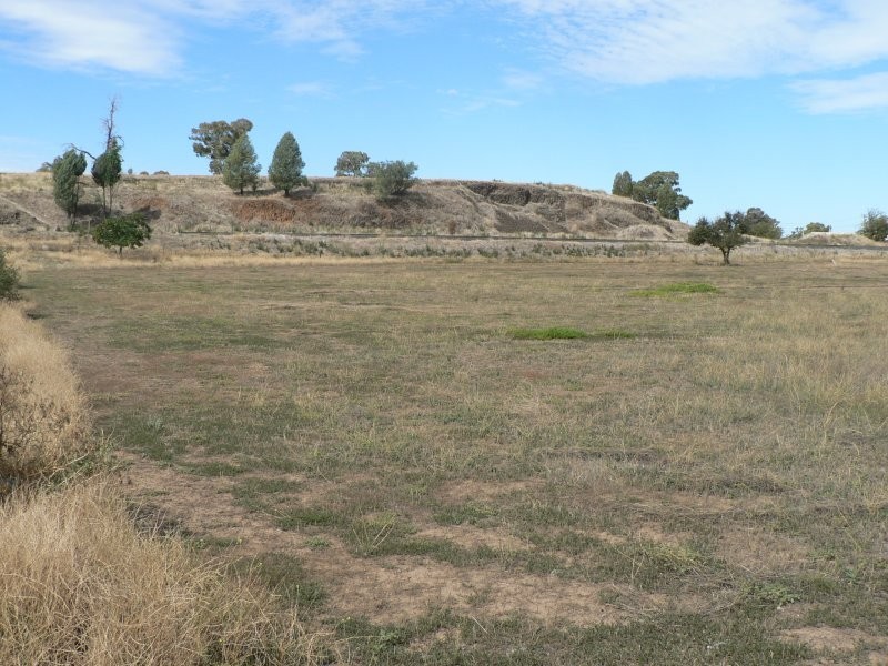 8R GILGANDRA ROAD, Dubbo NSW 2830