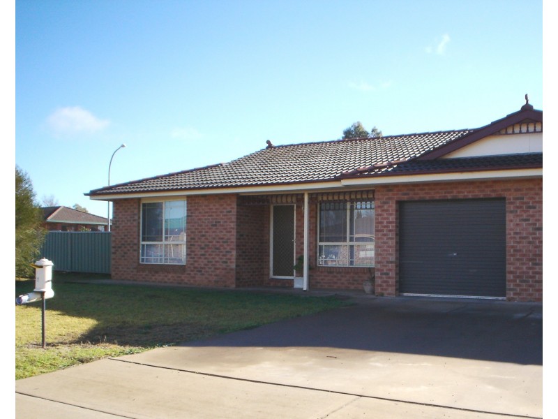 11 Kingfisher Street, Dubbo NSW 2830