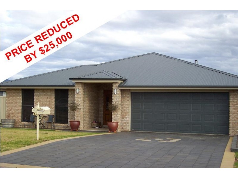12 Sunvale Avenue, Dubbo NSW 2830