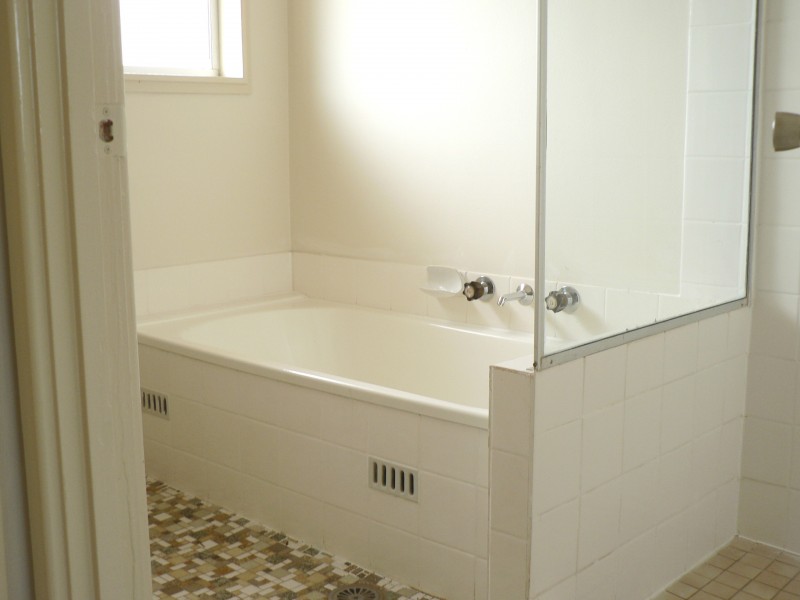 21 Spears Drive, Dubbo NSW 2830