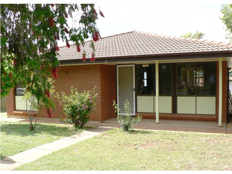 12 Spears Drive, Dubbo NSW 2830