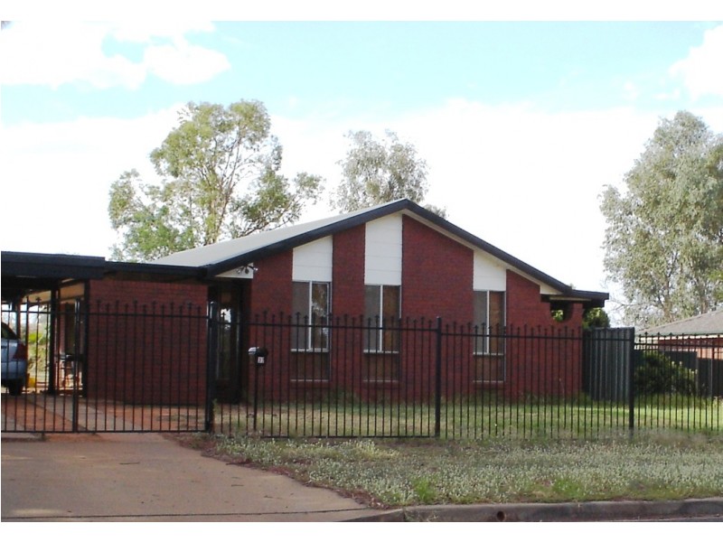 32 Springfield Way, Dubbo NSW 2830