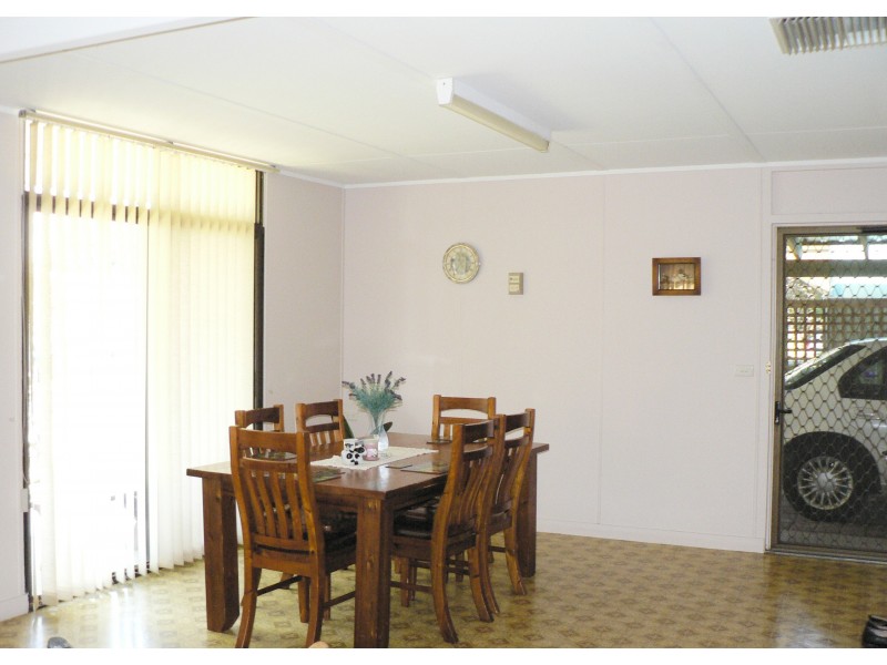 11 Farrar Street, Gilgandra NSW 2827