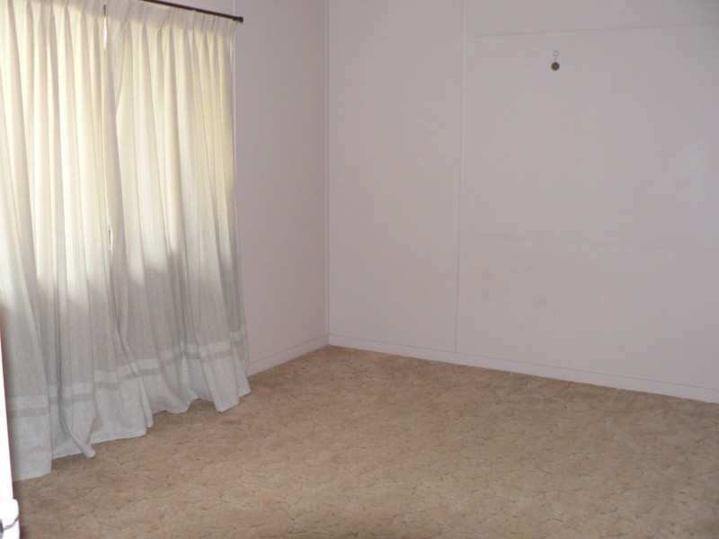 11 Farrar Street, Gilgandra NSW 2827