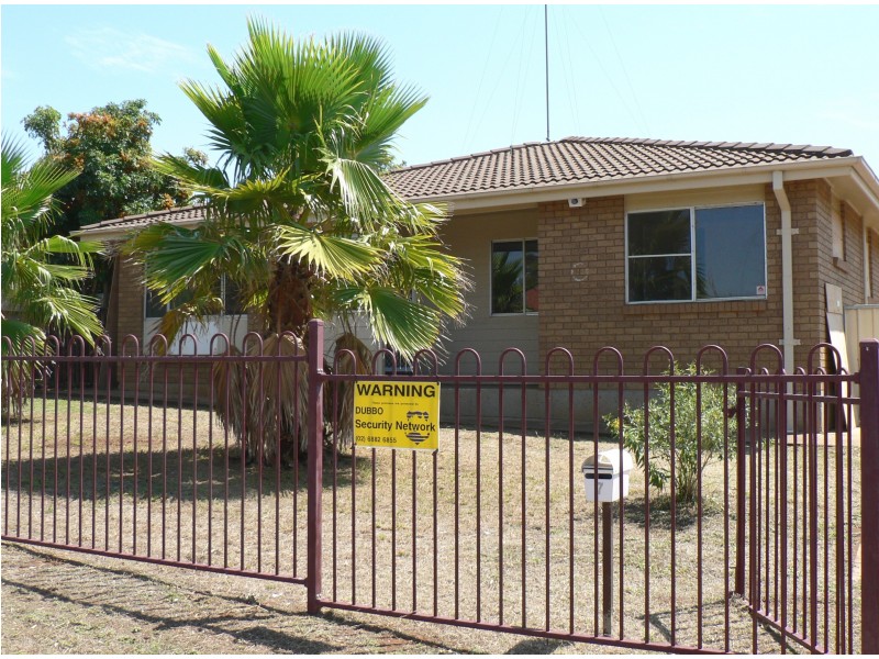 7 Pinnaroo Place, Dubbo NSW 2830