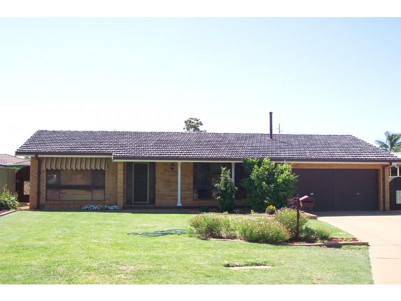 48 Oxley Circle, Dubbo NSW 2830