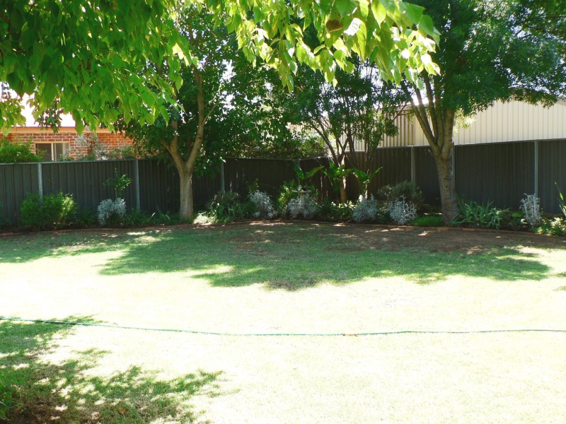 8 Campese Court, Dubbo NSW 2830
