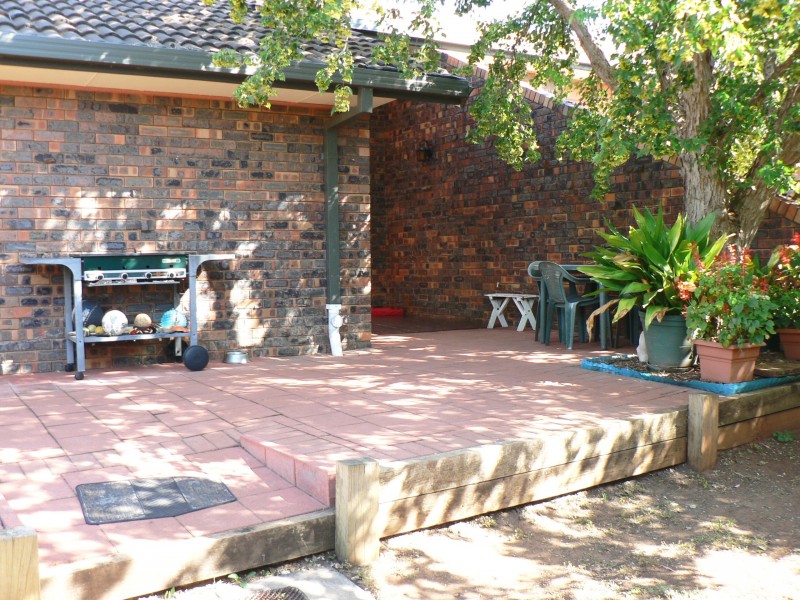 33 Alder Place, Dubbo NSW 2830