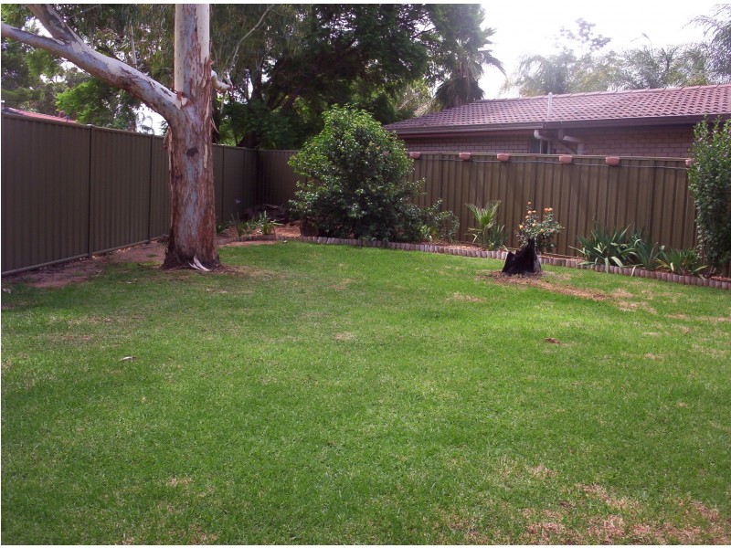 5A Rainbow Place, Dubbo NSW 2830