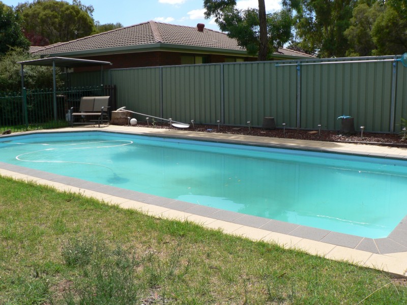 18 Kent Place, Dubbo NSW 2830