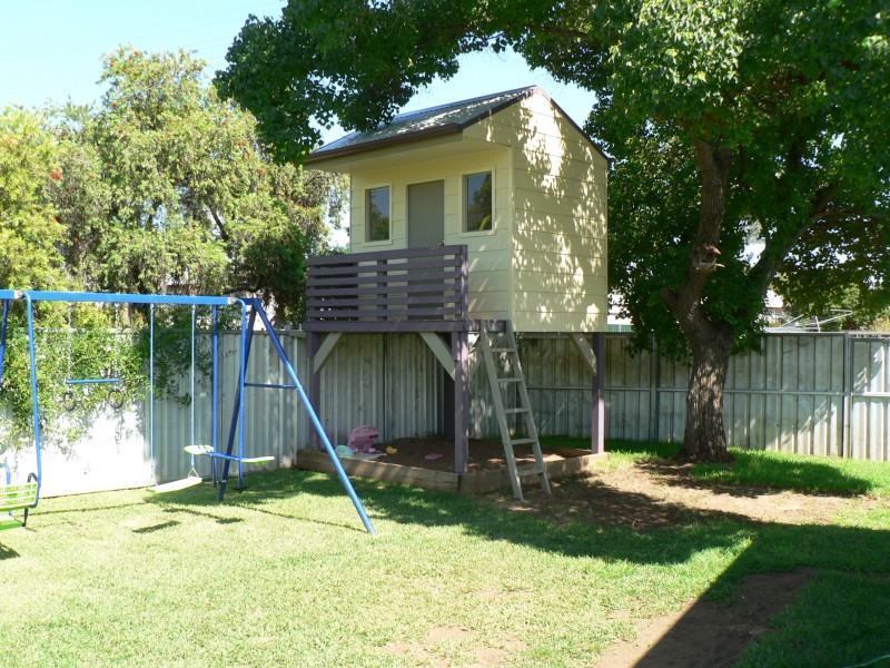 4 Wattle Street, Dubbo NSW 2830