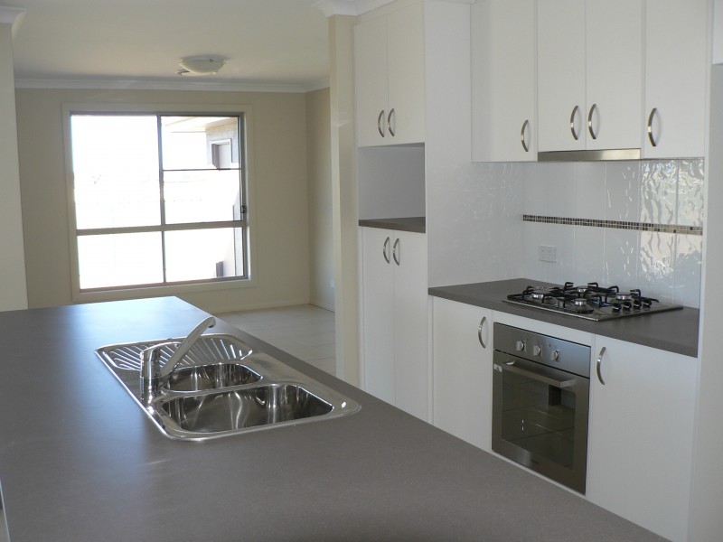 18 Ritz Place, Dubbo NSW 2830