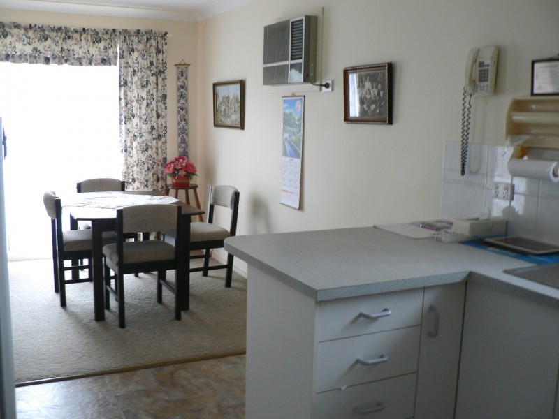 84 Sturt Circle, Dubbo NSW 2830