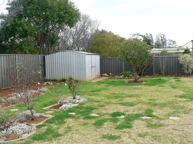 84 Sturt Circle, Dubbo NSW 2830