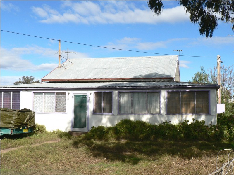 17 Frederick Road, Mendooran NSW 2842