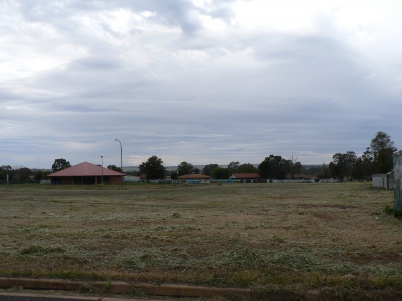 4  Aruma Street, Dubbo NSW 2830