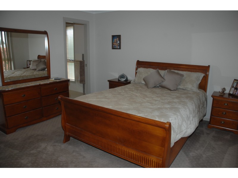 8 Peel Place, Dubbo NSW 2830