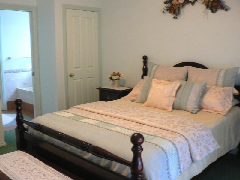 28 Websdale Drive, Dubbo NSW 2830