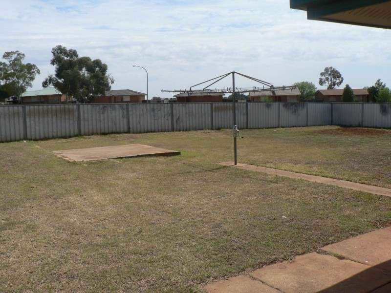 29 Spears Drive, Dubbo NSW 2830