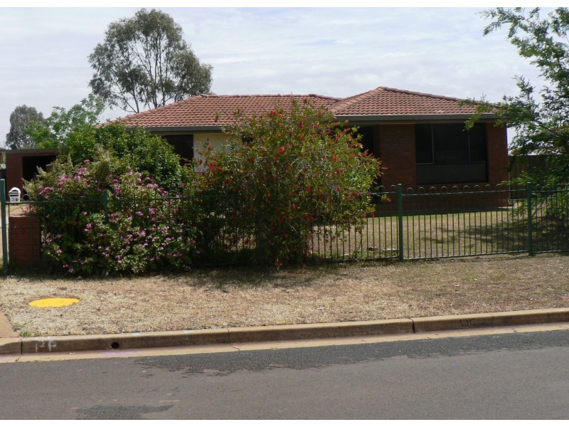 31 Spears Drive, Dubbo NSW 2830