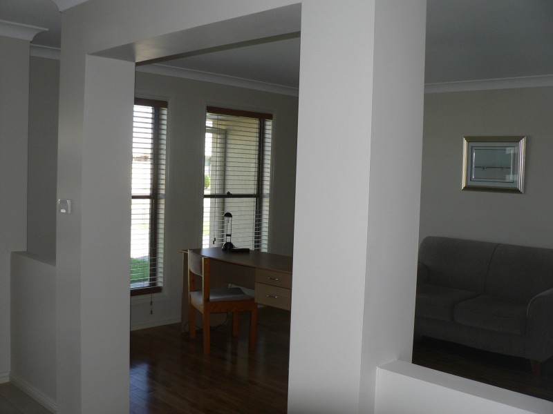 21 William Farrer Drive, Dubbo NSW 2830
