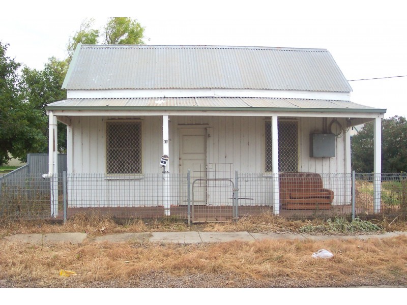 18 Johns Avenue, Warren NSW 2824