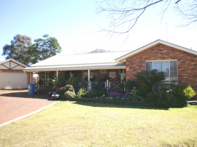 6 Roe Court, Dubbo NSW 2830