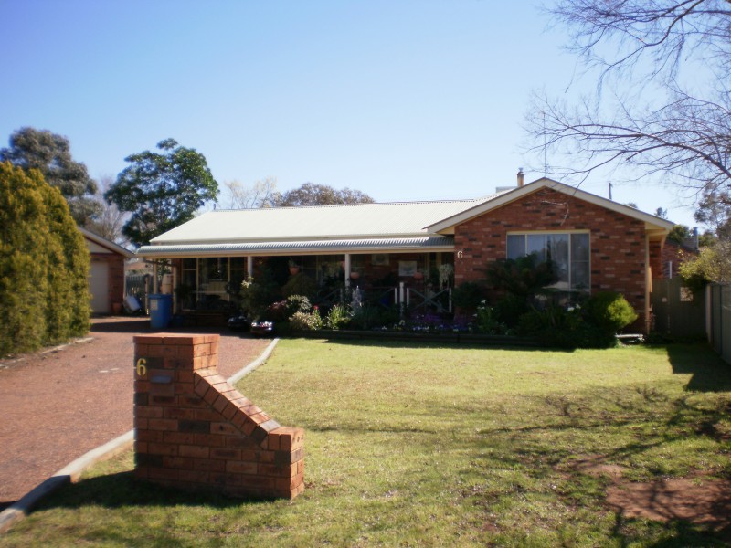 6 Roe Court, Dubbo NSW 2830