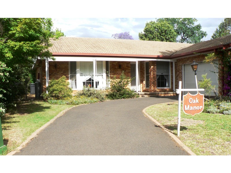 33 Hazelwood Drive, Dubbo NSW 2830
